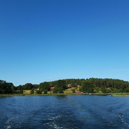 Gaerdsholmens Skaergardshemman "Eken" Villa Edsbruk Exterior foto